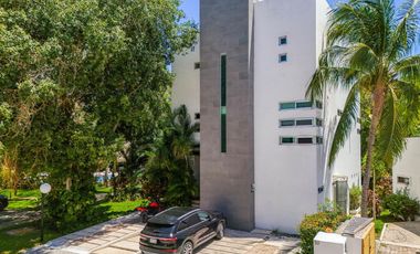 Residencia Familiar de 3 Recámaras en Selvamár, Playa del Carmen