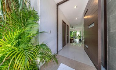 Residencia Familiar de 3 Recámaras en Selvamár, Playa del Carmen
