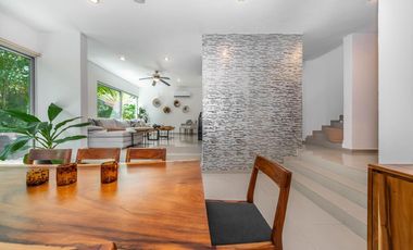 Residencia Familiar de 3 Recámaras en Selvamár, Playa del Carmen