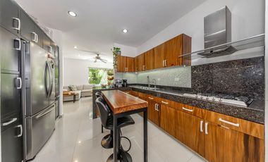 Residencia Familiar de 3 Recámaras en Selvamár, Playa del Carmen