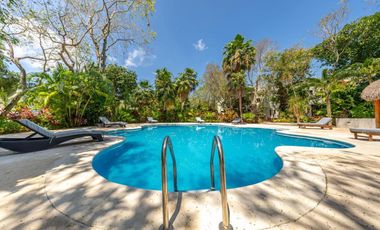 Residencia Familiar de 3 Recámaras en Selvamár, Playa del Carmen