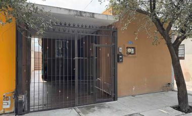 CASA EN VENTA LOS PARQUES RESIDENCIAL