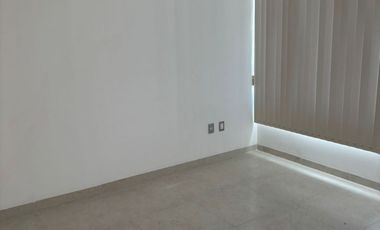 En renta linda casa en el Fracc. Lomas de Juriquilla, Querétaro, Qro.