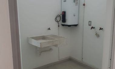 En renta linda casa en el Fracc. Lomas de Juriquilla, Querétaro, Qro.