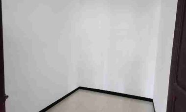 sewa rmh 3Lt ploso timur,5menit ke UNAIR,DR Soetomo