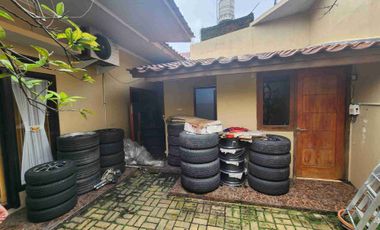 Rumah Mewah dengan Tanah Luas dijuak Murah di Perumahan Jatiwaringin Asri