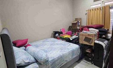 Rumah Mewah dengan Tanah Luas dijuak Murah di Perumahan Jatiwaringin Asri