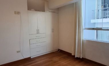 VENTA DE DEPARTAMENTO EN SANTA MONICA