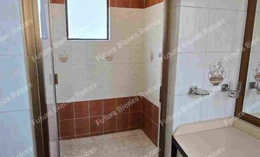 Casa en RENTA, VILLA UNIVERSIDAD. COTO PEQUEÑO Y ACOGEDOR. $13,000.- más mantenimiento.