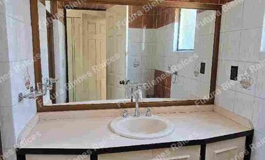 Casa en RENTA, VILLA UNIVERSIDAD. COTO PEQUEÑO Y ACOGEDOR. $13,000.- más mantenimiento.