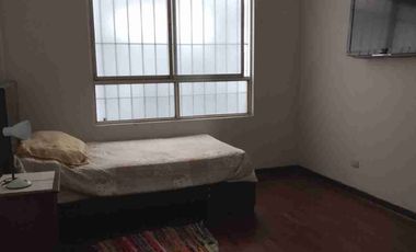Jesus Maria alquilo habitación 18 mts2 Solo para estudiante VARON,  UPC , Pacífico con baño independiente