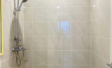 FS: 2BR Unit at The Arton By Rockwell, Quezon City.