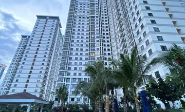 FS: 2BR Unit at The Arton By Rockwell, Quezon City.