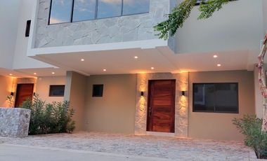 Casa con equipamiento y amenidades PREMIUM!!!