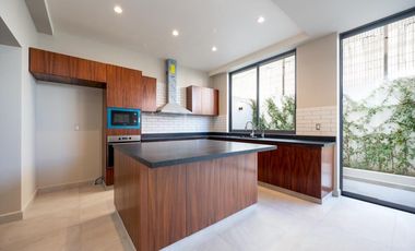 Casa con equipamiento y amenidades PREMIUM!!!