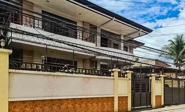 5 Bedrooms House for Sale in Minglanilla