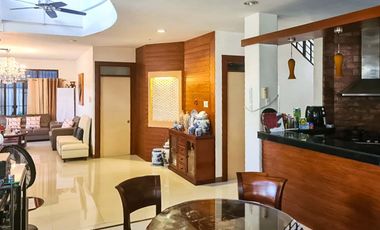 5 Bedrooms House for Sale in Minglanilla