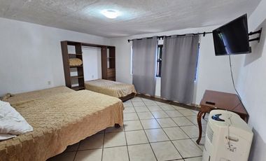 CASA DE CAMPO EN COTO CARRETERA A CHAPALA 4 RECS TERRAZAS Y ALBERCA.