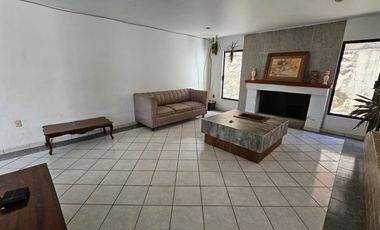 CASA DE CAMPO EN COTO CARRETERA A CHAPALA 4 RECS TERRAZAS Y ALBERCA.