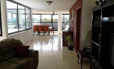 CASA DE CAMPO EN COTO CARRETERA A CHAPALA 4 RECS TERRAZAS Y ALBERCA.