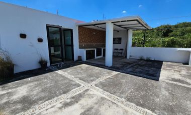 CASA DE CAMPO EN COTO CARRETERA A CHAPALA 4 RECS TERRAZAS Y ALBERCA.