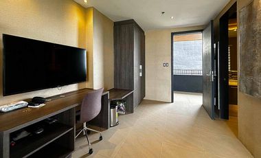 Luxurious Studio with Panoramic Ocean Views in The Reef Island Resort