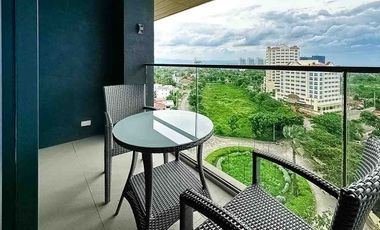 Luxurious Studio with Panoramic Ocean Views in The Reef Island Resort