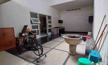 Rumah sewa furnish besar Kutisari indah, Surabaya dekat siwalankerto,waru,rungkut, kampus Petra,Ubaya