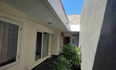 Rumah sewa furnish besar Kutisari indah, Surabaya dekat siwalankerto,waru,rungkut, kampus Petra,Ubaya