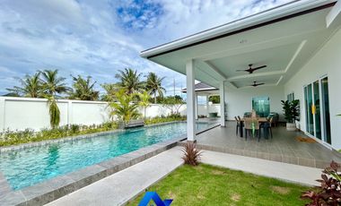 Brand New Luxury Modern Pool Villa with Fully Furnished At Hua Hin Soi 112 For Sale
