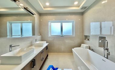 Brand New Luxury Modern Pool Villa with Fully Furnished At Hua Hin Soi 112 For Sale