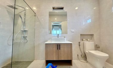 Brand New Luxury Modern Pool Villa with Fully Furnished At Hua Hin Soi 112 For Sale