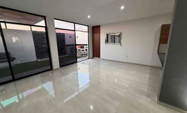 VALLE TINTO CORREGIDORA CASA EN RENTA 3 RECAMARAS $23,000 MXN