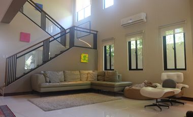 Well-priced Modern House in BF Homes Parañaque with Pool – For Sale