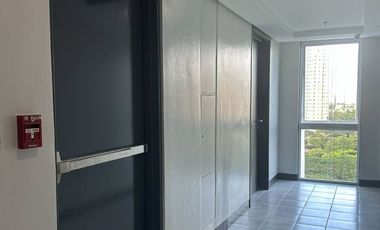 1 bedroom CONDO FOR SALE in  Kasara Urban resorts and residences Brgy. Ugong Pasig City