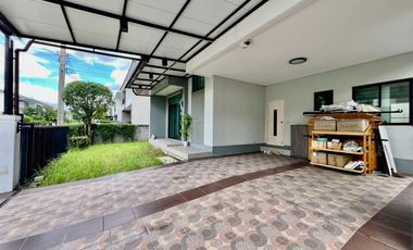 Rare Item! Corner Unit, Move-in Ready — Casa Ville Ramintra–Wongwaen 2, Only 10 Minutes to Fashion Island