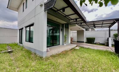 Rare Item! Corner Unit, Move-in Ready — Casa Ville Ramintra–Wongwaen 2, Only 10 Minutes to Fashion Island