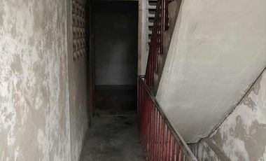 MULTI-DOOR OLD APARTMENT FOR SALE  NEAR  BANAWE & E. RODRIGUEZ QUEZON CITY