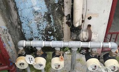 MULTI-DOOR OLD APARTMENT FOR SALE  NEAR  BANAWE & E. RODRIGUEZ QUEZON CITY