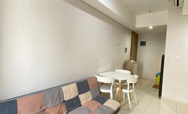 disewakan 2 bedroom full furnish taman anggrek residence