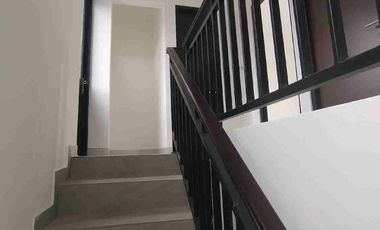 Dijual Rumah Sangat Strategis 8 Menit LRT Cikunir Bebas Banjir