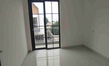 Dijual Rumah Sangat Strategis 8 Menit LRT Cikunir Bebas Banjir