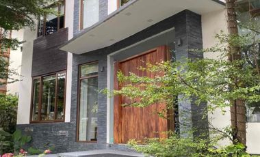 House and Lot 4 BR Furnished For Sale Paseo De Magallanes Makati City