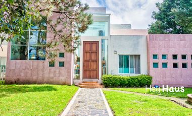 CASA EN RENTA EN HÉROES 1910, TLALPAN, RODEADA DE BOSQUE