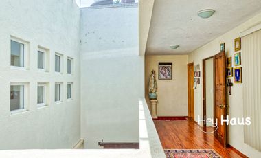 CASA EN RENTA EN HÉROES 1910, TLALPAN, RODEADA DE BOSQUE