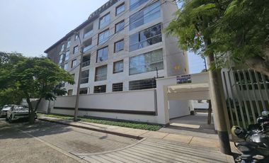 ¡Vive en Golf Los Inkas! Dept con Piscina + 3 Dorm. con Baño Incorporado 378 M²!