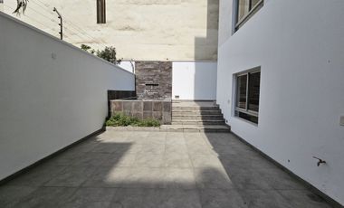 ¡Vive en Golf Los Inkas! Dept con Piscina + 3 Dorm. con Baño Incorporado 378 M²!