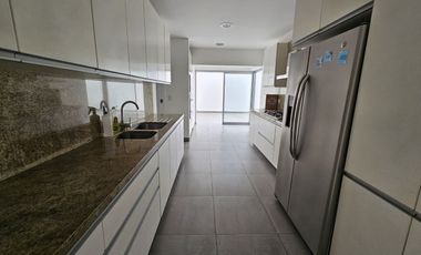 ¡Vive en Golf Los Inkas! Dept con Piscina + 3 Dorm. con Baño Incorporado 378 M²!