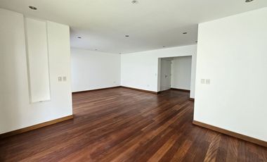 ¡Vive en Golf Los Inkas! Dept con Piscina + 3 Dorm. con Baño Incorporado 378 M²!