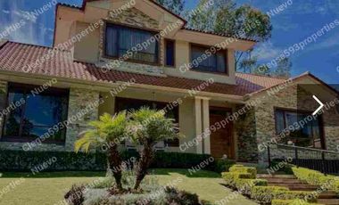 Moderna Casa grande  en Venta en Challuabamba- Casa de Lujo moderna en Challuabamba